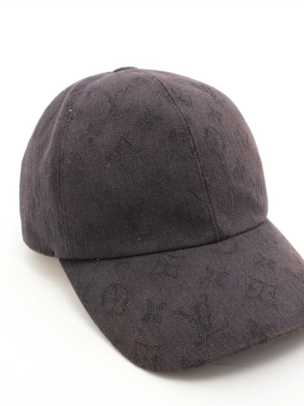 Louis Vuitton Monogram Essential Hat Black
